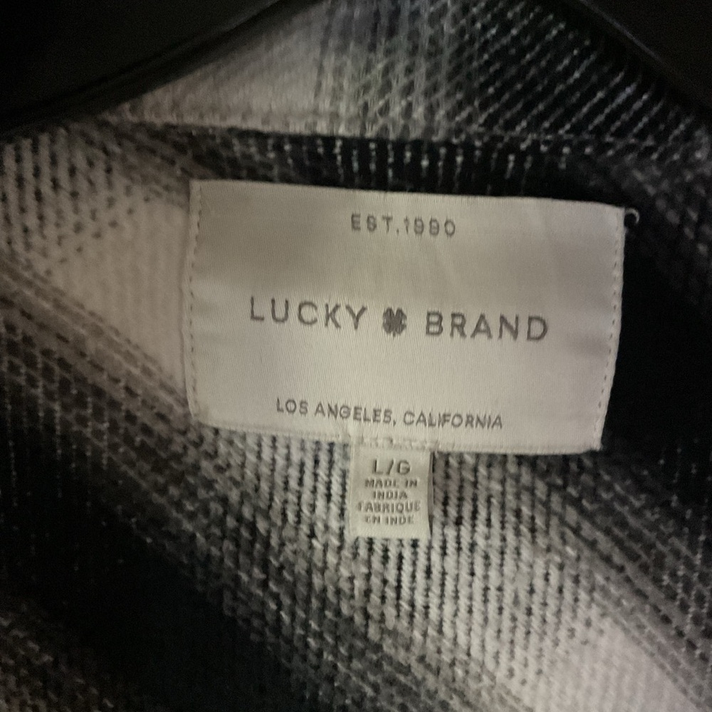 EUC- Women’s. Lucky plaid Shack - Picture 2 of 3